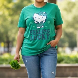 Old Navy/Hello Kitty Cotton Green T-shirt Ptp 30"